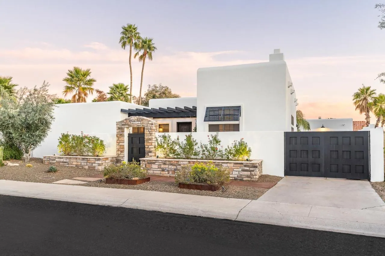 Willa Wanderlust Oasis Phoenix